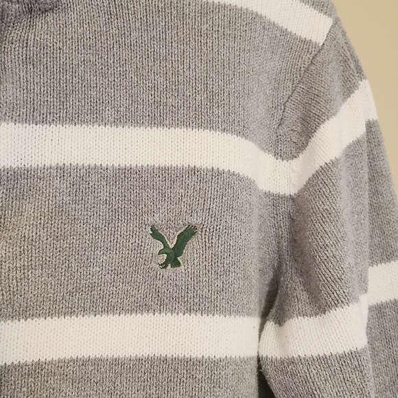 American Eagle | Women's Gray Striped Quarter Zip-Up Sweater (Size Medium) - Picture 6 of 13